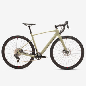 Gravelový karbónový bicykel GCR SRAM RIVAL ETAP AXS kolesá FULCRUM RR 900 RIVERSIDE
